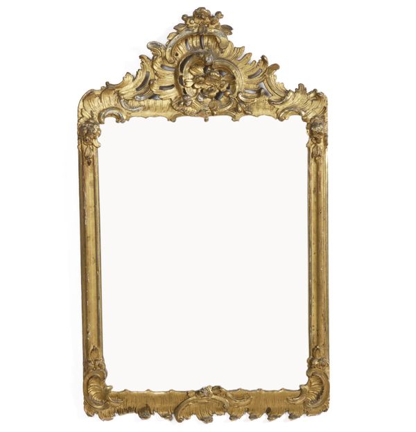 AN 19TH CENTURY ITALIAN GILT FRAMED WALL MIRROR