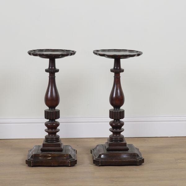 A PAIR OF MAHOGANY OCCASIONAL TABLES (2)
