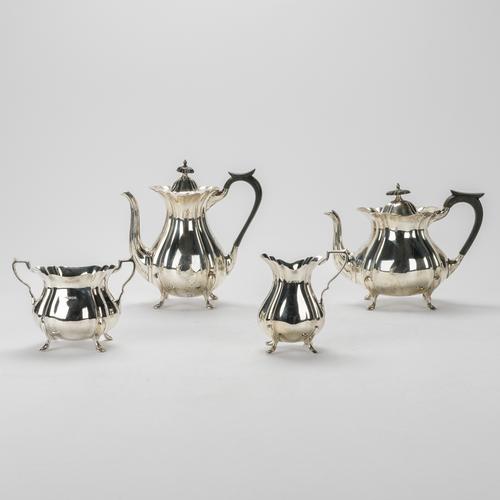 A SILVER FOUR PIECE TEA AND COFFEE SET (4)