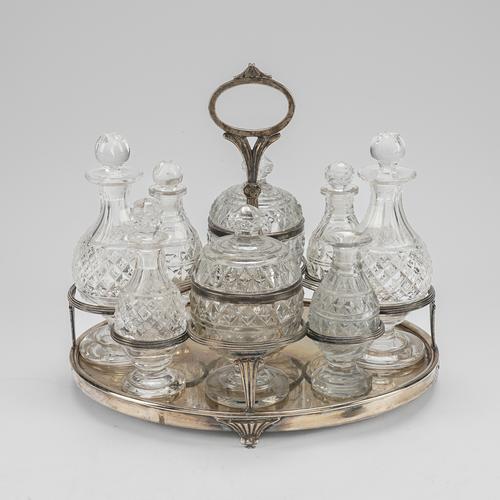 A GEORGE III SILVER CRUET FRAME