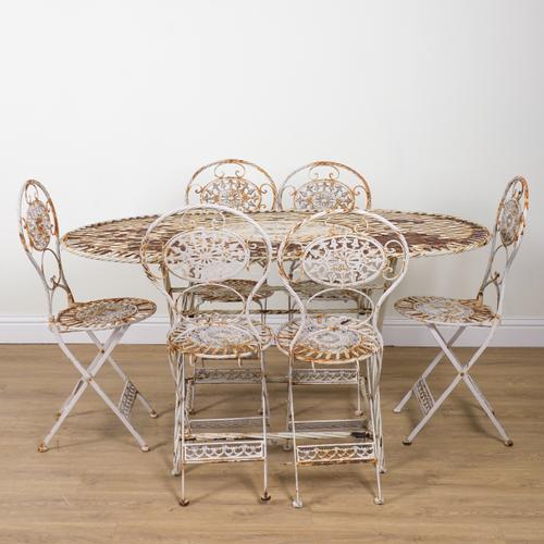 A 20TH CENTURY WHITE PAINTED CAST METAL OVAL GARDEN TABLE (7)