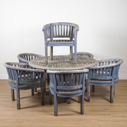 A DISTRESSED BLUE PAINTED CIRCULAR HARDWOOD TABLE (7)