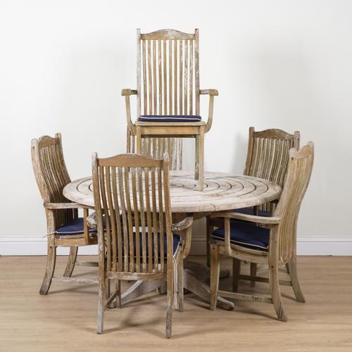 A CIRCULAR HARDWOOD GARDEN TABLE (7)