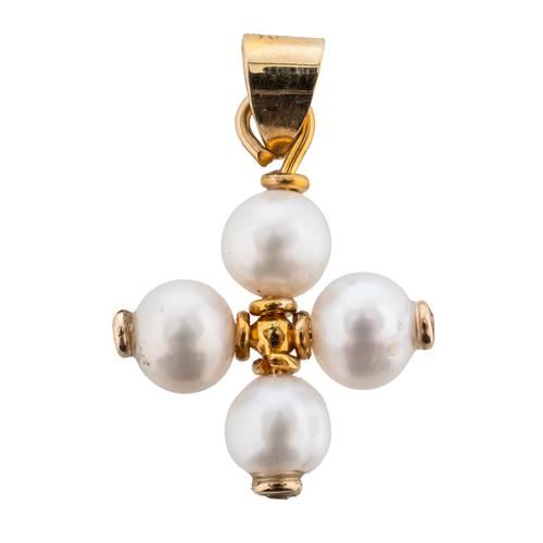 A CULTURED PEARL CROSS PENDANT
