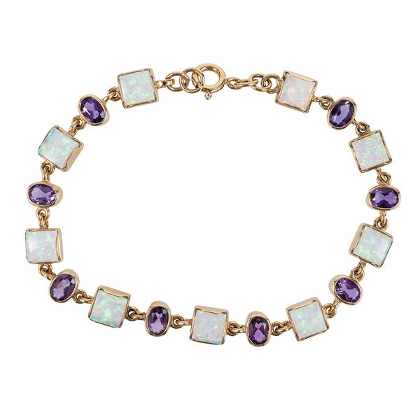 AN OPAL AND AMETHYST BRACELET