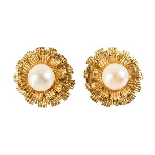 A PAIR OF GOLD AND CULTURED PEARL EARCLIPS
