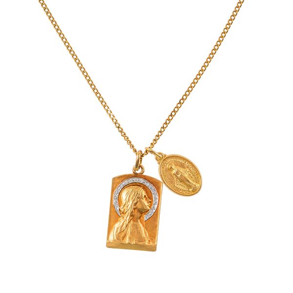 A ICON PENDANT NECKLACE