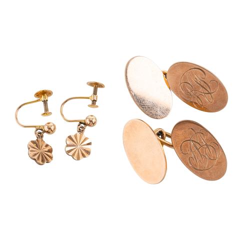 A PAIR OF GOLD CUFFLINKS AND A PAIR OF EARRINGS (4)