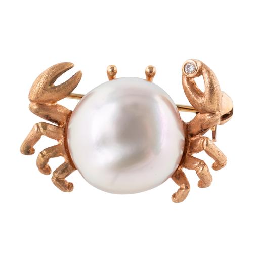 A PEARL AND DIAMOND CRAB BROOCH