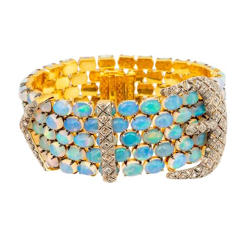 AN OPAL BUCKLE BRACELET