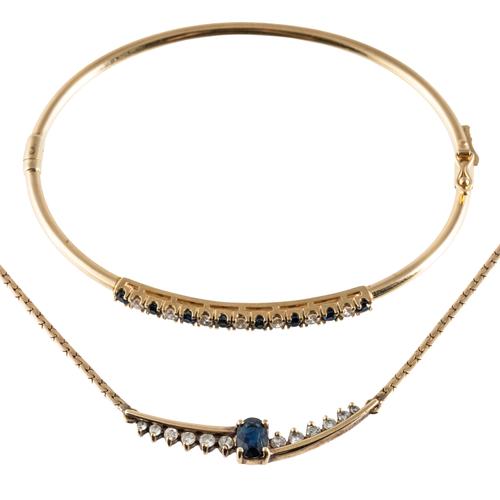 A 9CT GOLD, SAPPHIRE AND DIAMOND OVAL HINGED BANGLE AND A GOLD NECKLACE (2)