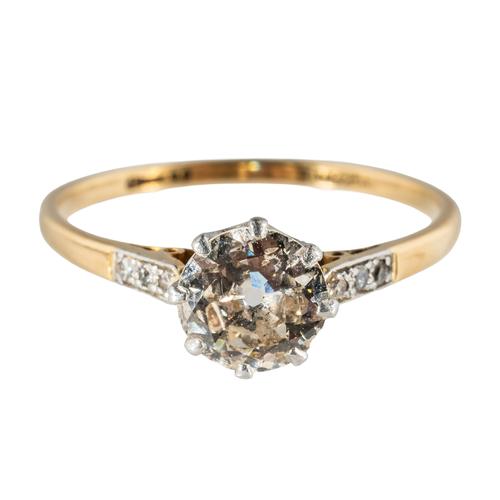 A SOLITAIRE DIAMOND RING