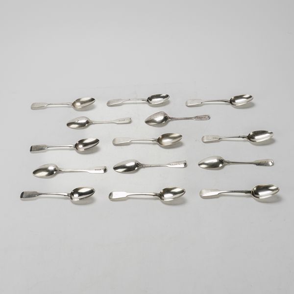 FOURTEEN SILVER FIDDLE PATTERN DESSERT SPOONS (14)