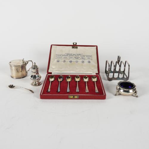 A GROUP OF SILVER (6)