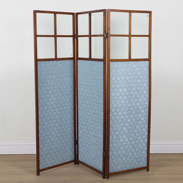 AN EDWARDIAN INLAID MAHOGANY THREE FOLD SEMI GLAZED DRAUGHT SCREEN