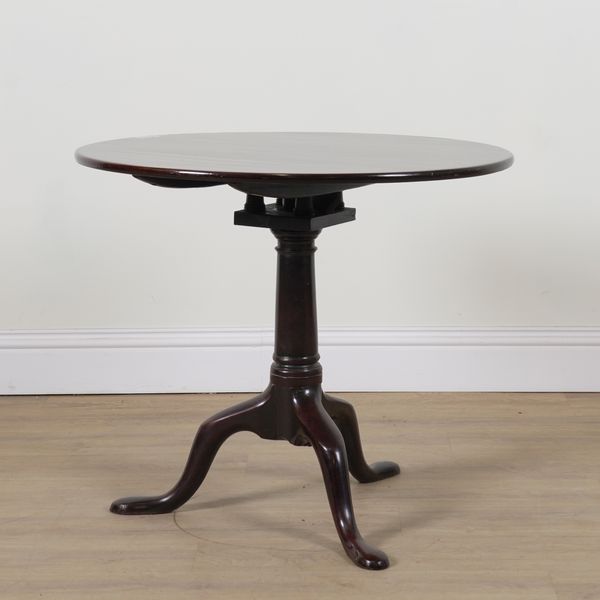 AN 18TH CENTURY MAHOGANY TRIPOD TABLE
