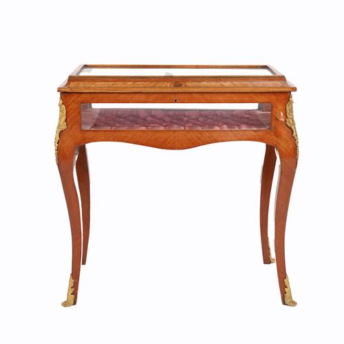 A LOUIS XV STYLE GILT METAL MOUNTED WALNUT AND KINGWOOD BIJOUTERIE TABLE