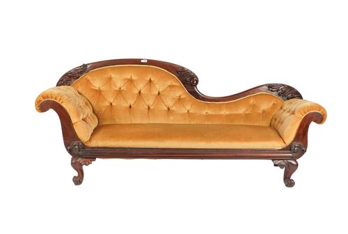 A VICTORIAN MAHOGANY SHAPED BACK CHAISE LONGUE