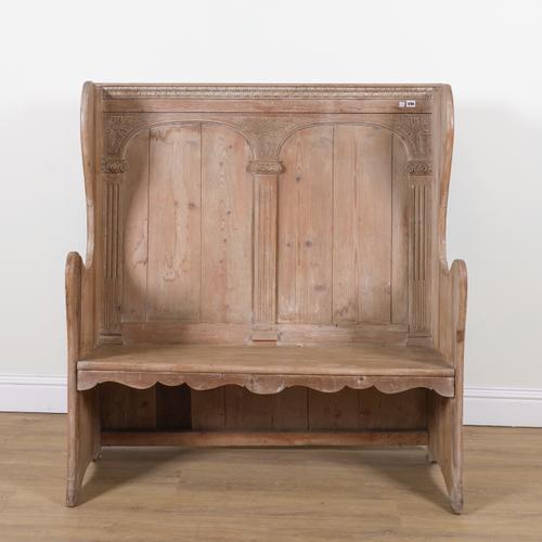 A 19TH CENTURY PINE SETTLE