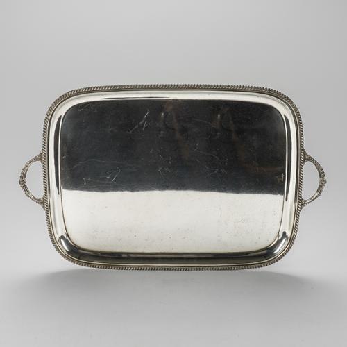 A PLATED CURVED RECTANGULAR TWIN HANDLED TRAY