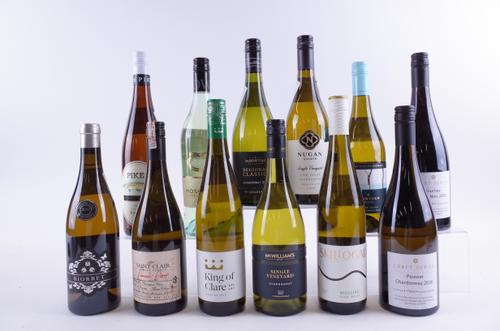 ELEVEN BOTTLES AUSTRALIAN AND NEW ZEALAND WHITE AND ONE RED WINE