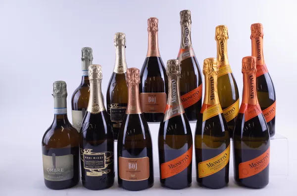 TWELVE BOTTLES ITALIAN SPARKLING WINE