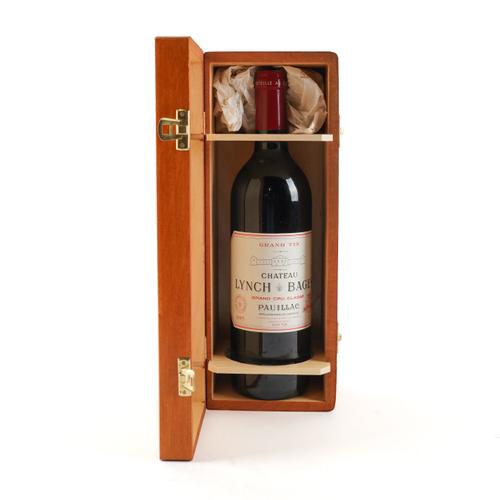 A BOTTLE OF CHATEAU LYNCH BAGES PAUILLAC 1995