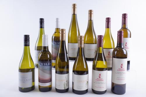 TWELVE BOTTLES AUSTRALIAN WHITE WINE