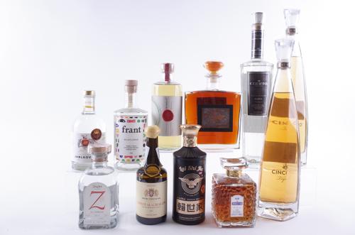 ELEVEN BOTTLES VARIOUS SPIRITS