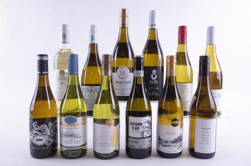 TWELVE BOTTLES NEW ZEALAND SAUVIGNON BLANC