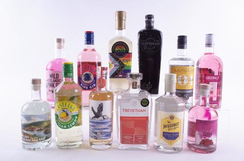 TWELVE BOTTLES GIN