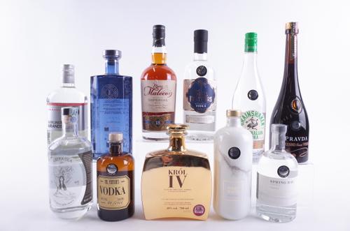 ELEVEN BOTTLES VARIOUS SPIRITS