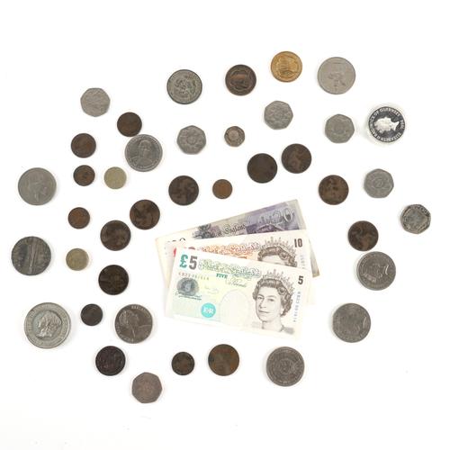 A GROUP OF BRITISH AND FURTHER COINS (QTY)