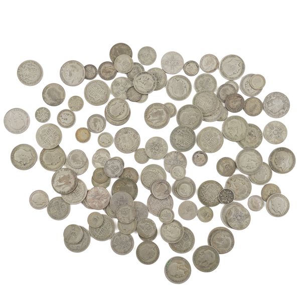 A GROUP OF BRITISH PRE-DECIMAL PRE-1947 SILVER COINS (QTY)