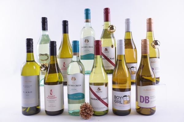 TWELVE BOTTLES AUSTRALIAN WHITE WINE