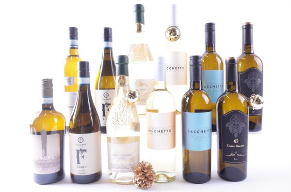 TWELVE BOTTLES ITALIAN WHITE WINE