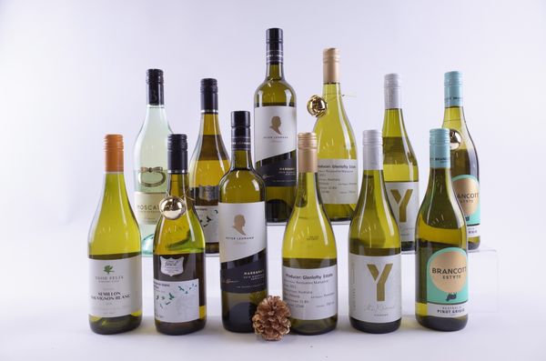 TWELVE BOTTLES AUSTRALIAN WHITE WINE