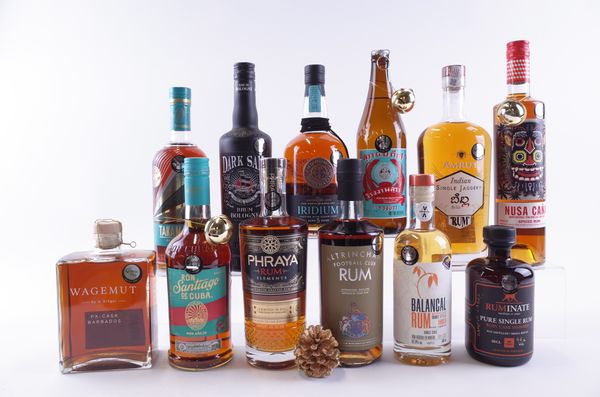 TWELVE BOTTLES RUM