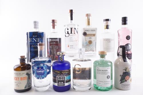 TWELVE BOTTLES GIN