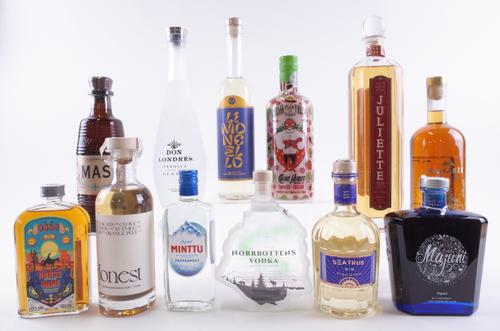 TWELVE BOTTLES VARIOUS SPIRITS