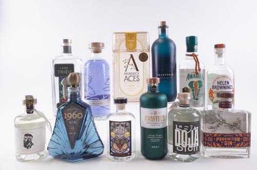 TWELVE BOTTLES GIN