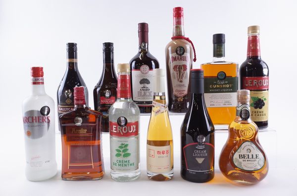 TWELVE BOTTLES VARIOUS LIQUEURS