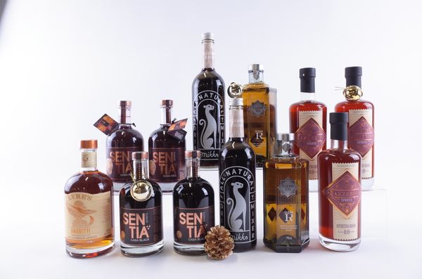 TWELVE BOTTLES ALCOHOL-FREE SPIRITS