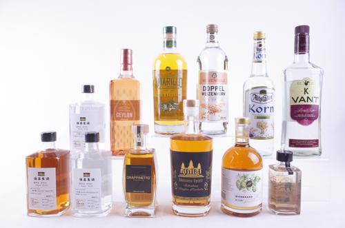 TWELVE BOTTLES VARIOUS SPIRITS