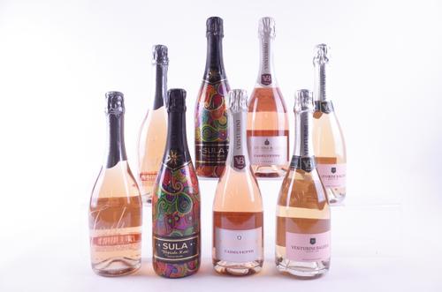 EIGHT BOTTLES SPARKLING ROSÉ WINE