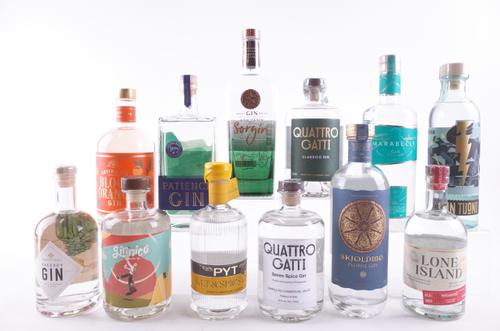 TWELVE BOTTLES GIN