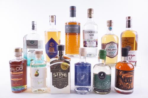 TWELVE BOTTLES GIN