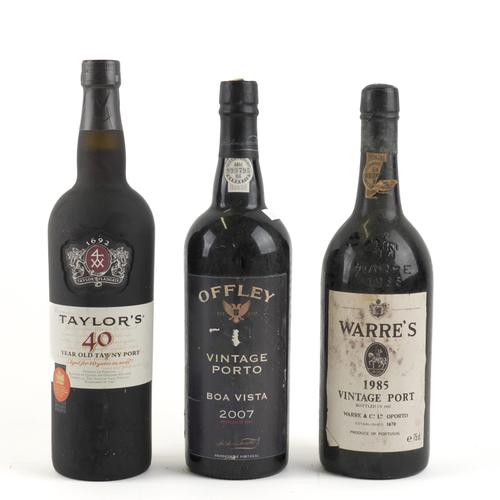 THREE BOTTLES OF PORT INCLUDING A BOTTLE OF WARRE'S VINTAGE PORT 1985 (3)