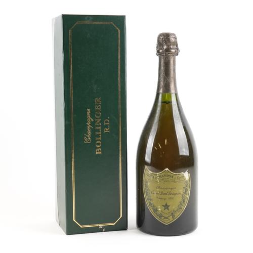 A BOTTLE OF DOM PERIGNON CUVEE CHAMPAGNE VINTAGE 1970 (2)
