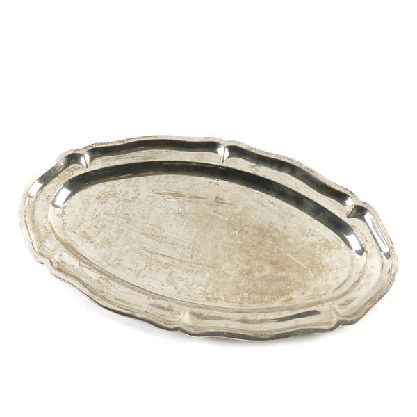 A MEXICAN SILVER SHAPED OVAL SERVING DISH